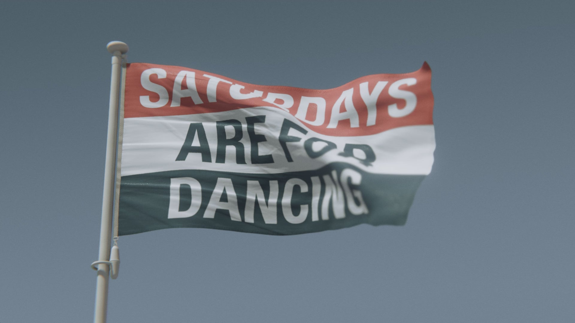 Cargar vídeo: Los sábados son para bailar la bandera