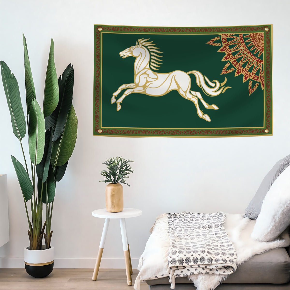 LOTR Rohan Horse Flag, Bannerfi house flag with green field and gold horse motif framed by red-gold border.